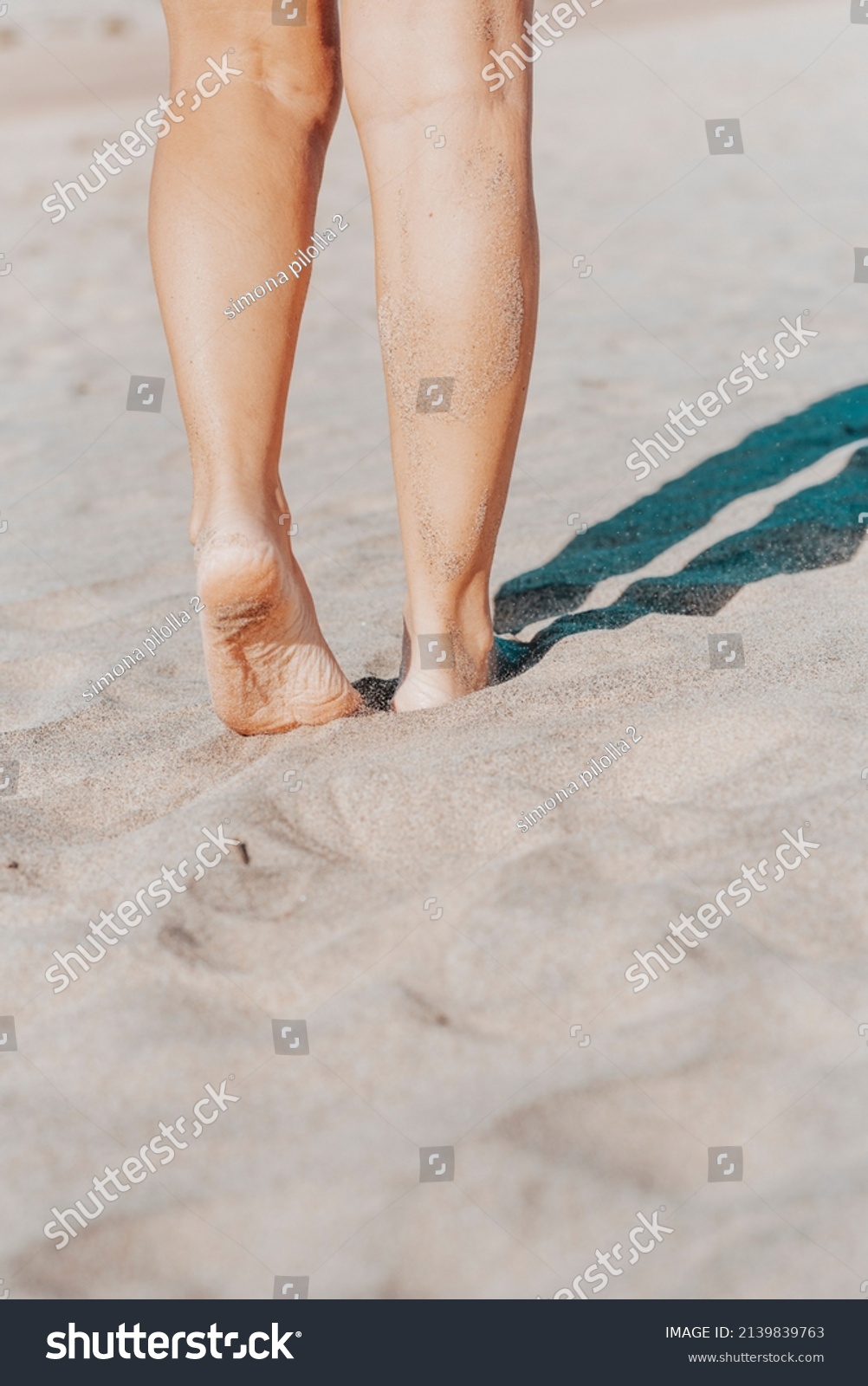 Nude Woman Legs Walking Barefoot Beach Stock Photo 2139839763