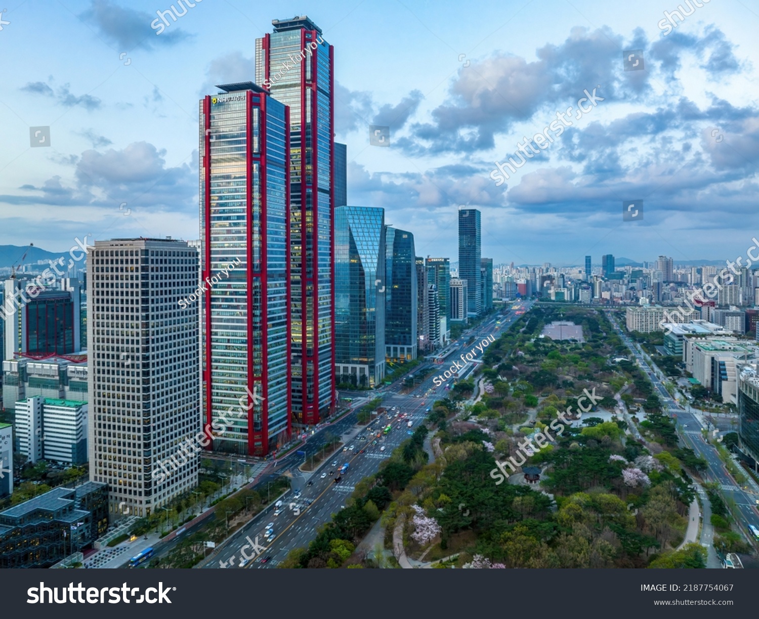 Yeouido Yeongdeungpogu Seoul South Korea April Stock Photo 2187754067