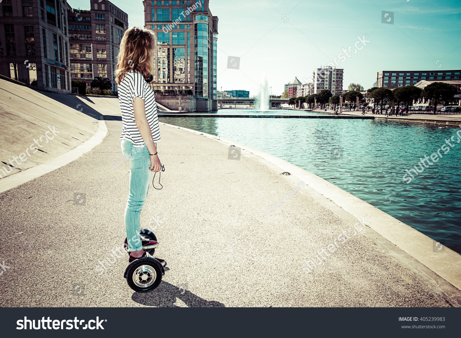 Redhead in the smart ballance commerical