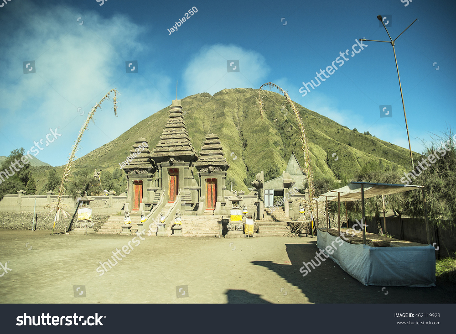 Pura Luhur Poten Hindu Temple Foot Stock Photo 462119923 Shutterstock