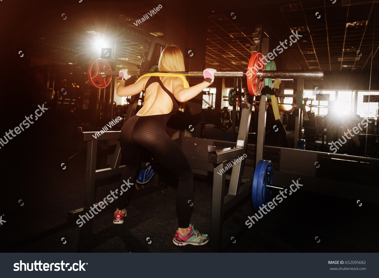 Beautiful Fitness Sexy Woman Doing Squat Stock Photo 652095682