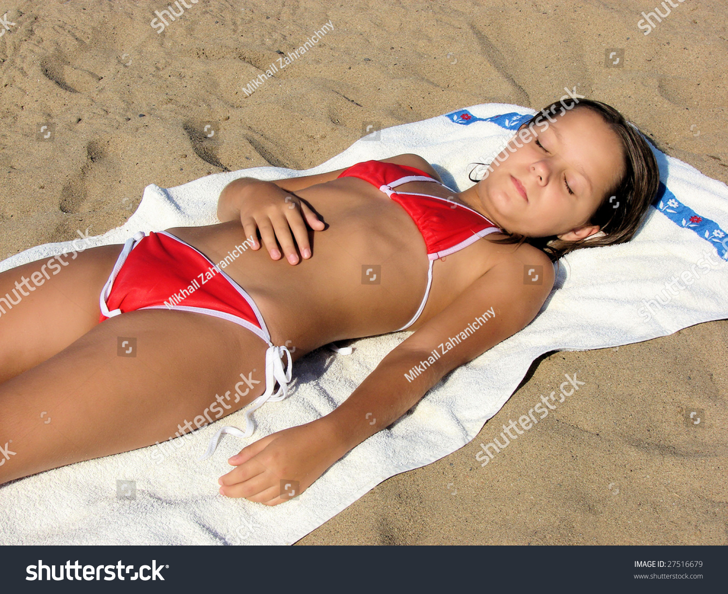 Pictures Of European Teens Sunbathing Nude 20