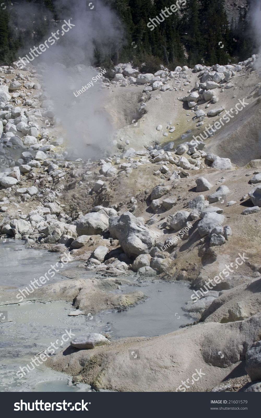 A Hydrothermal Vent Spewing Steam And Volcanic Gases In Lassen Volcanic ...