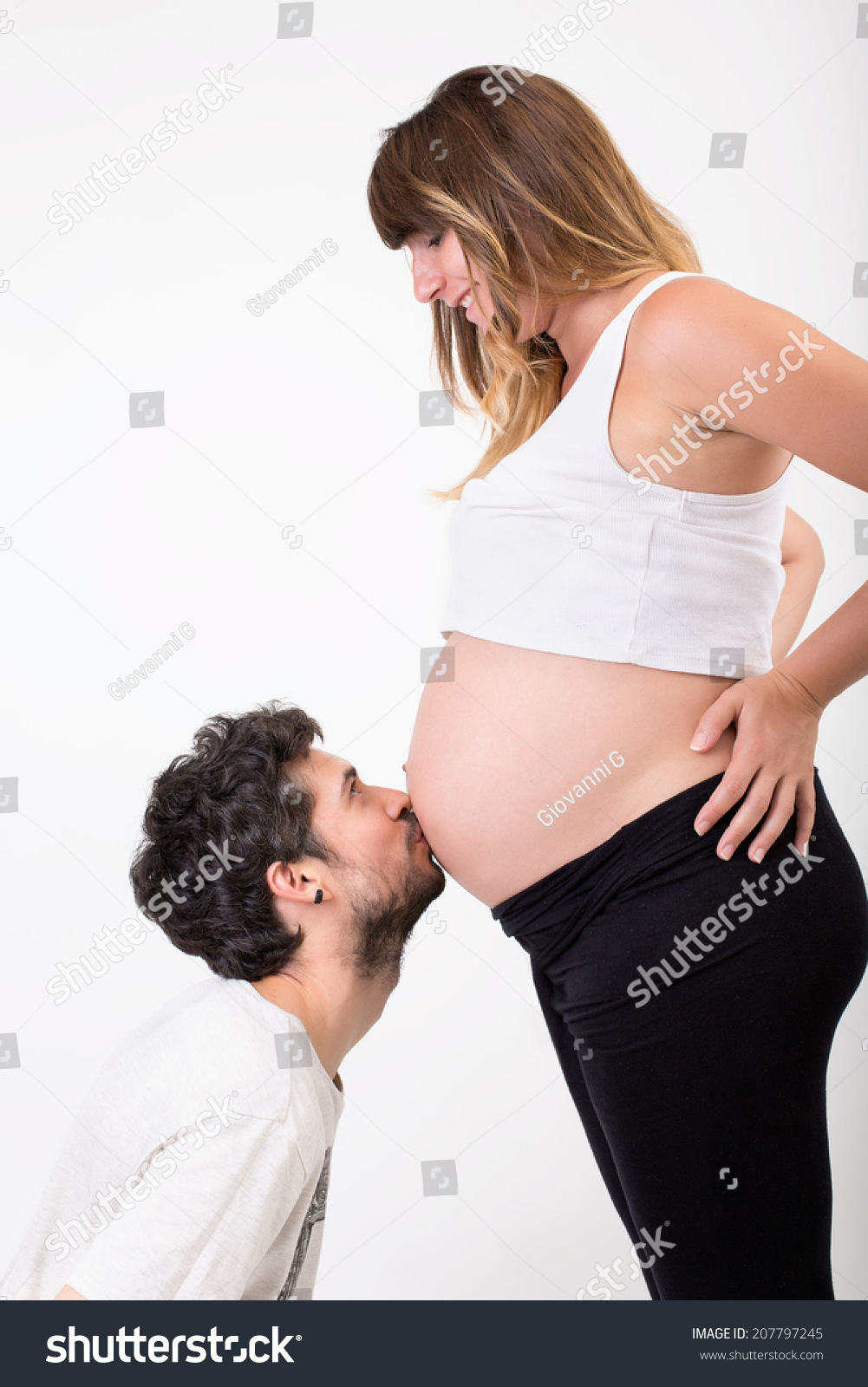 Pregnant Kiss 11