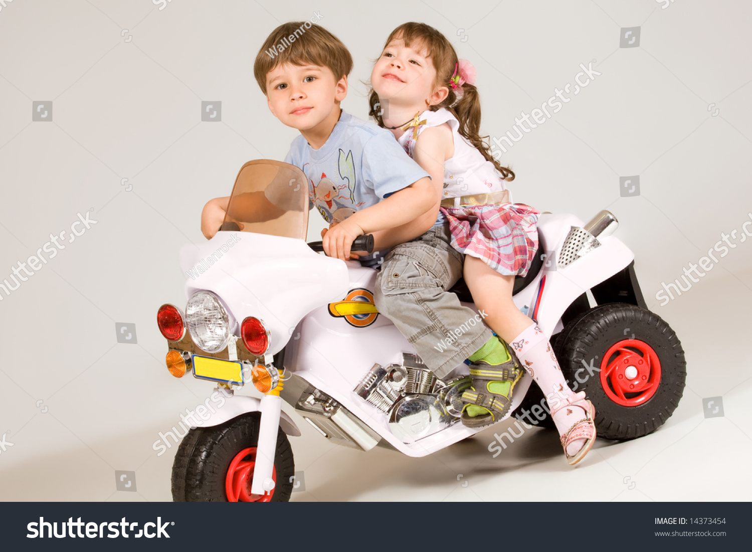 boy and girl bike