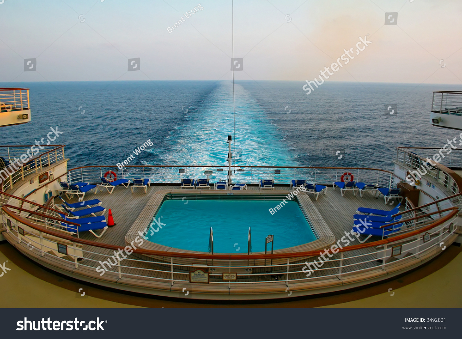 aft-view-of-a-cruise-liner-at-sea-stock-photo-3492821-shutterstock