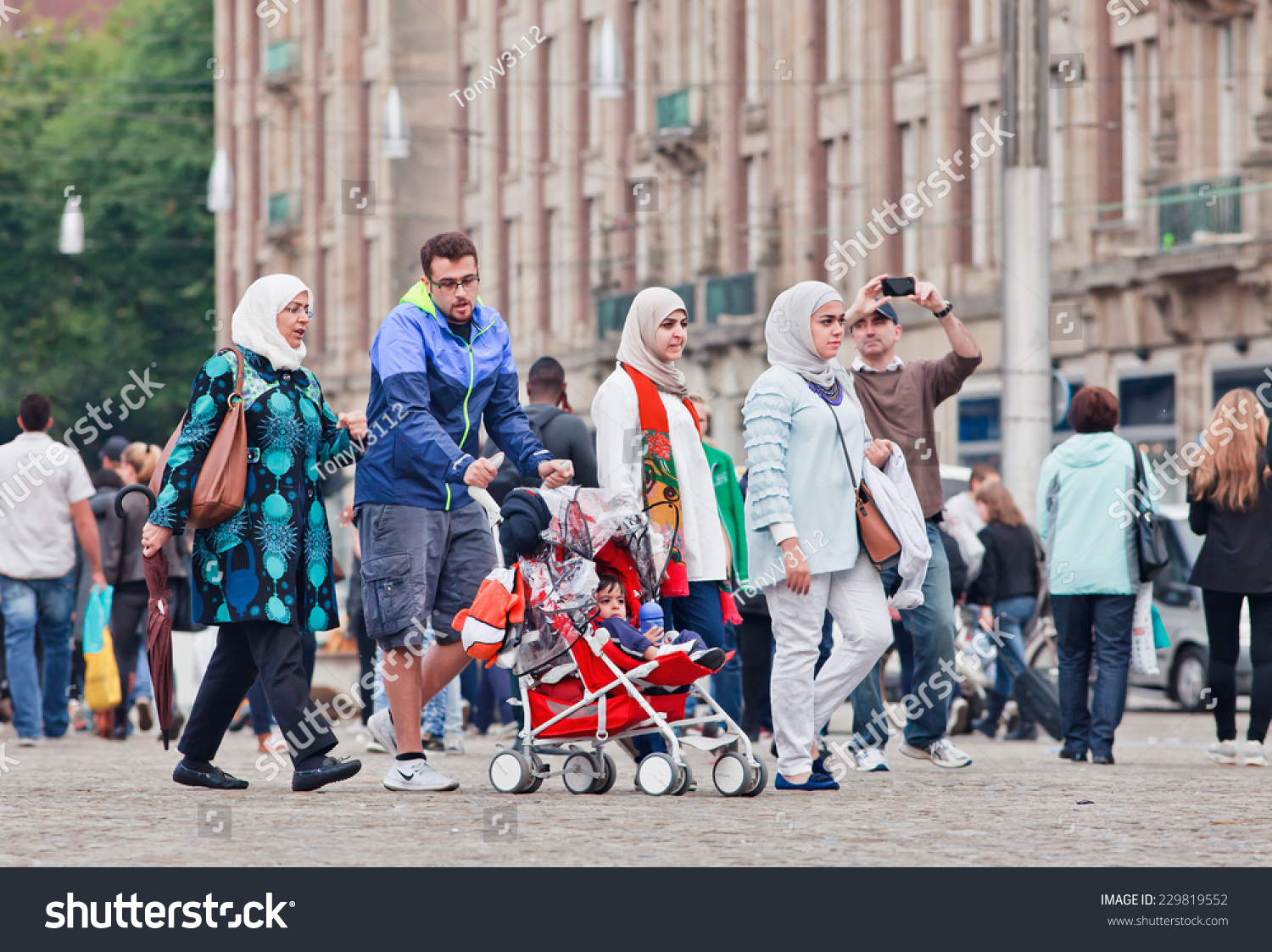 amsterdam muslim population