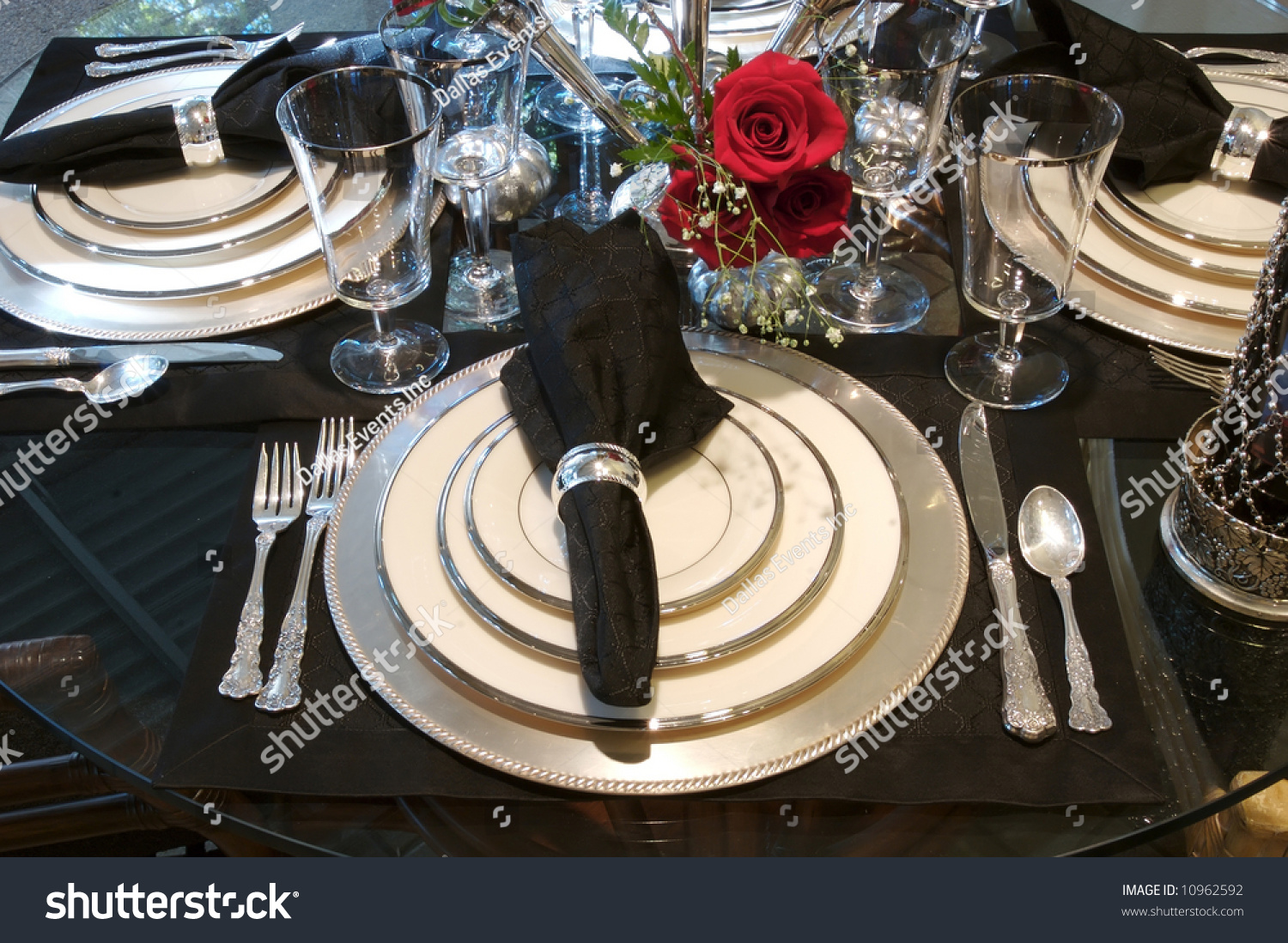 dining room place setting photos