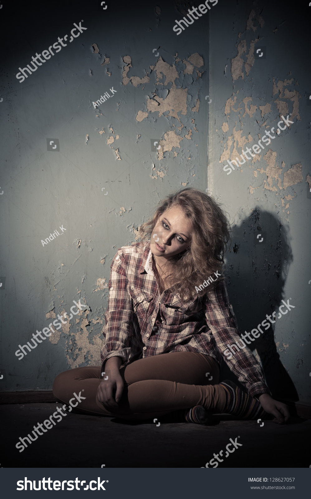 Psycho girl has the time of her life 7