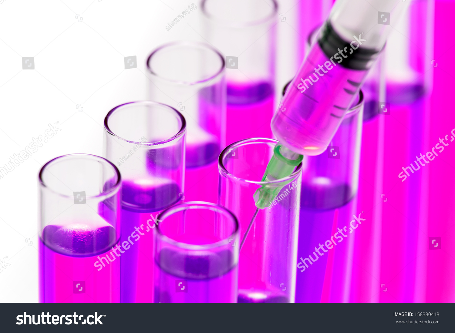 Analyzing samples Analyzing samples