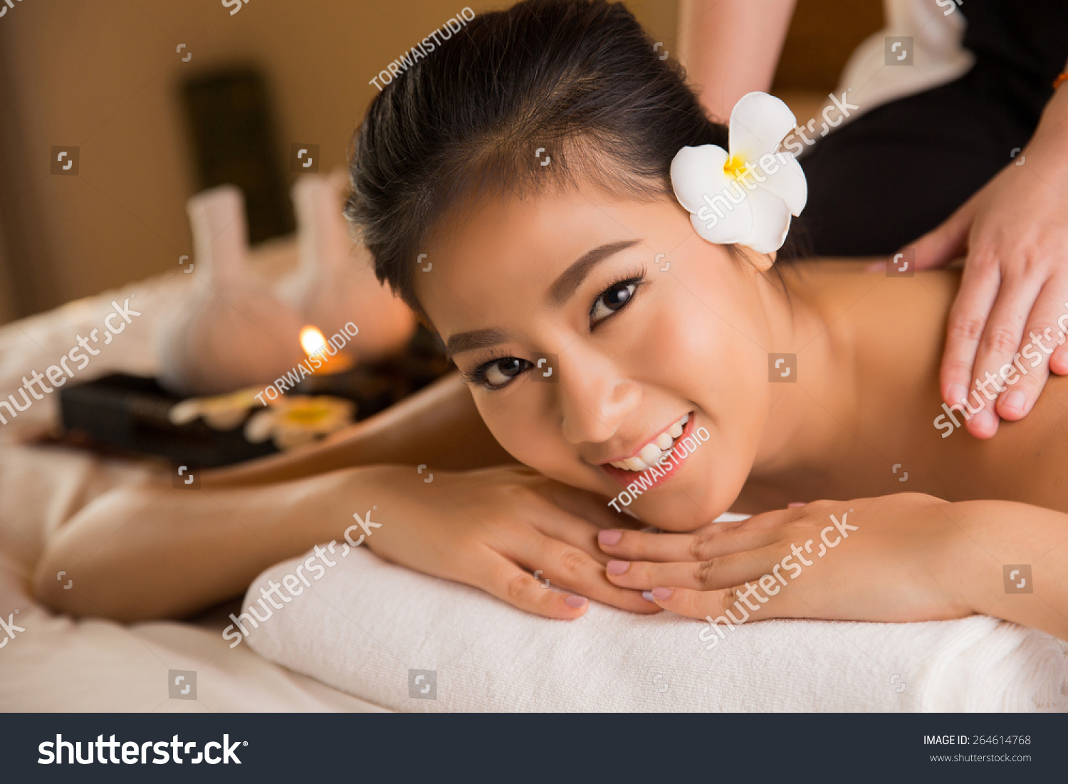 Why Asian Woman Spa Salon 75