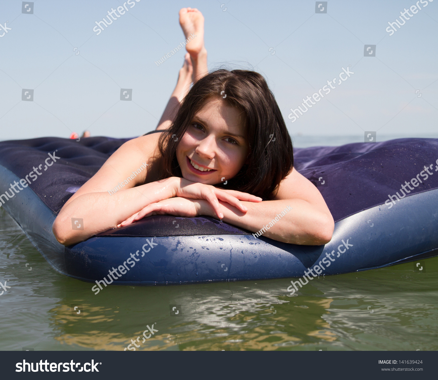 raft swimming