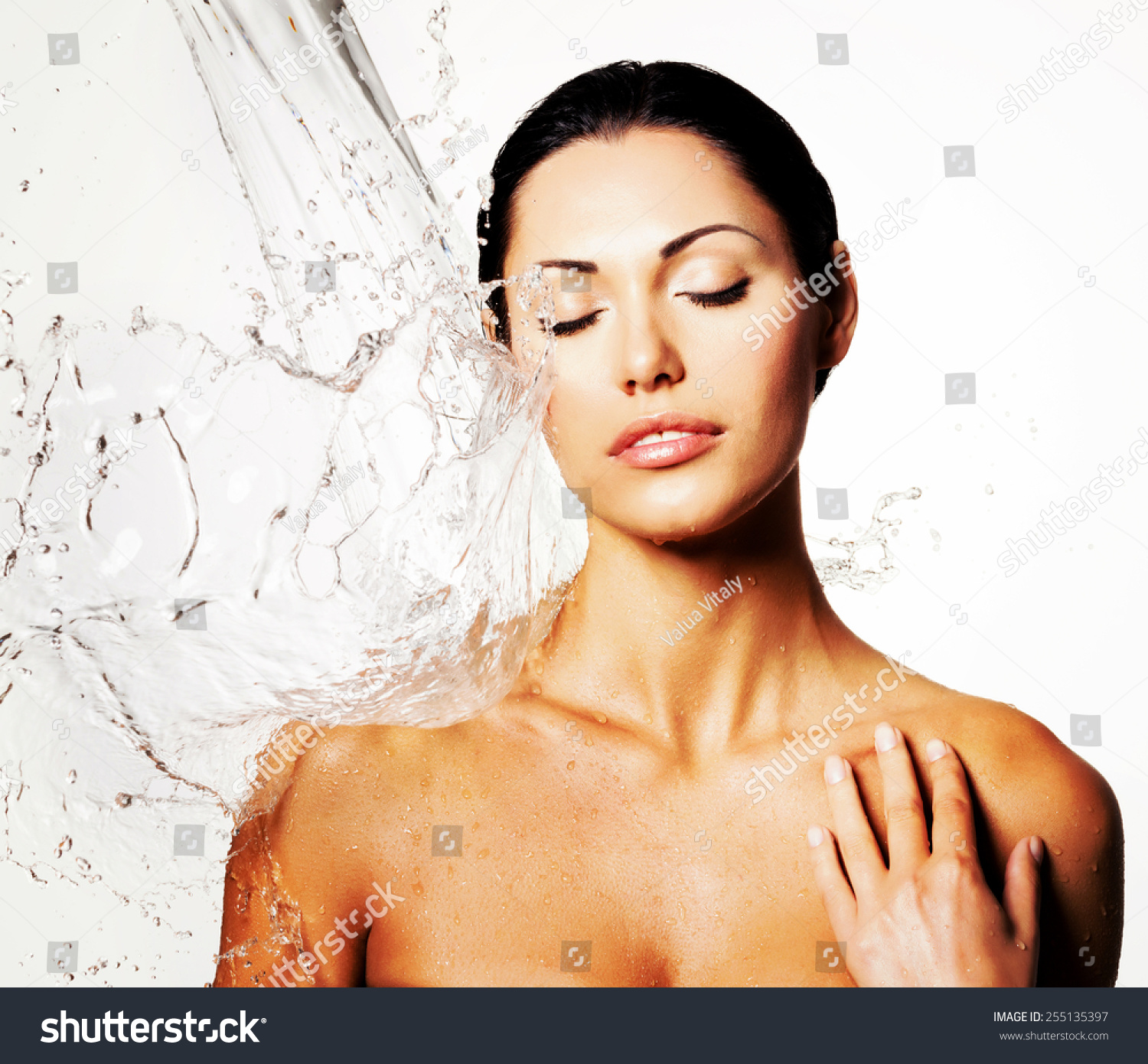 Beautiful Naked Woman Wet Body Splashes Foto Stock Editar Agora