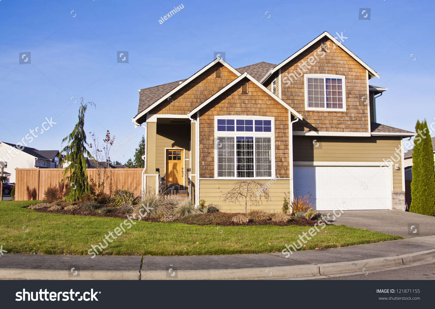 Beautiful Suburban Luxury House At Sunny Day Stock Photo 121871155