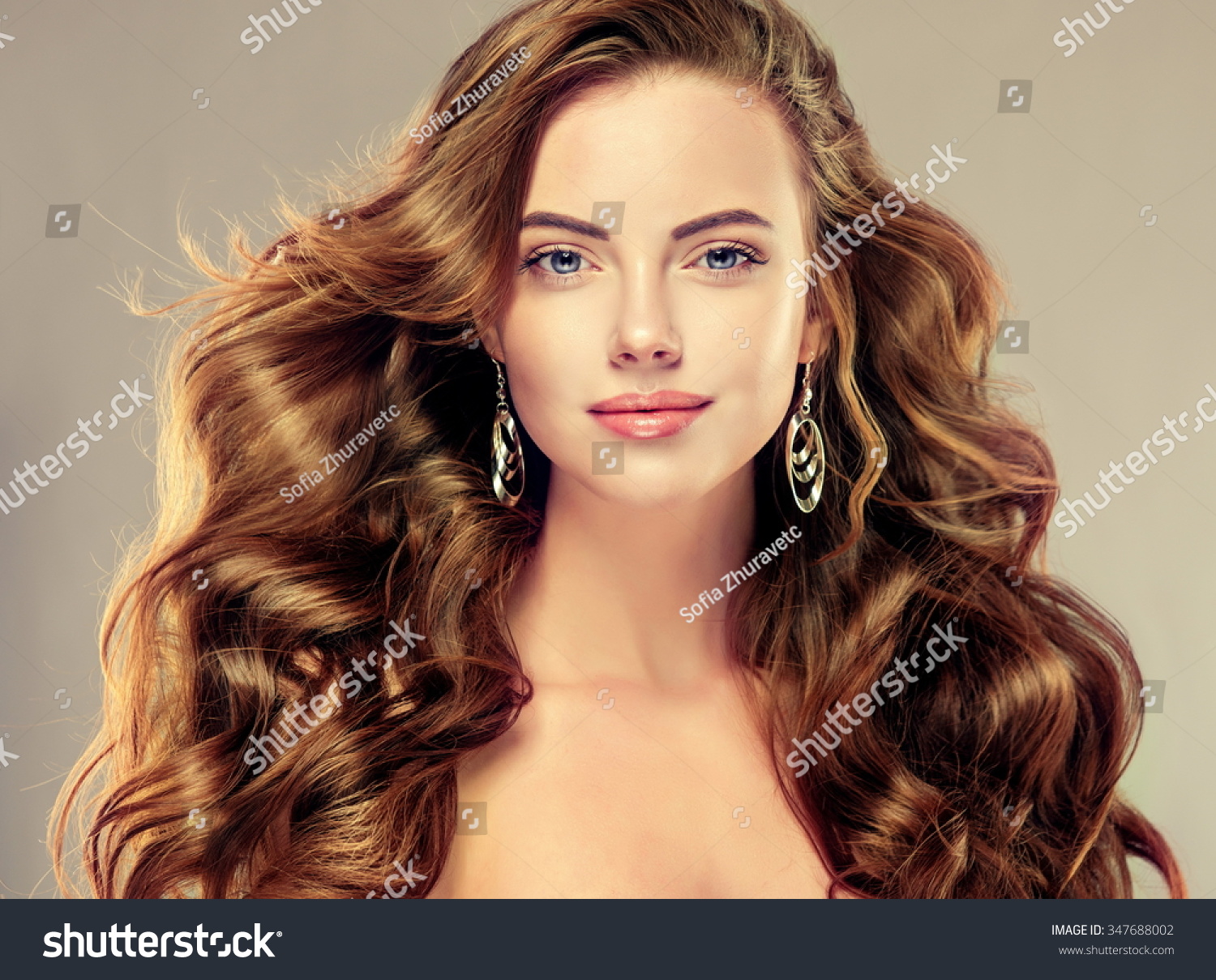 Teen Beautiful Curly Brunette 41