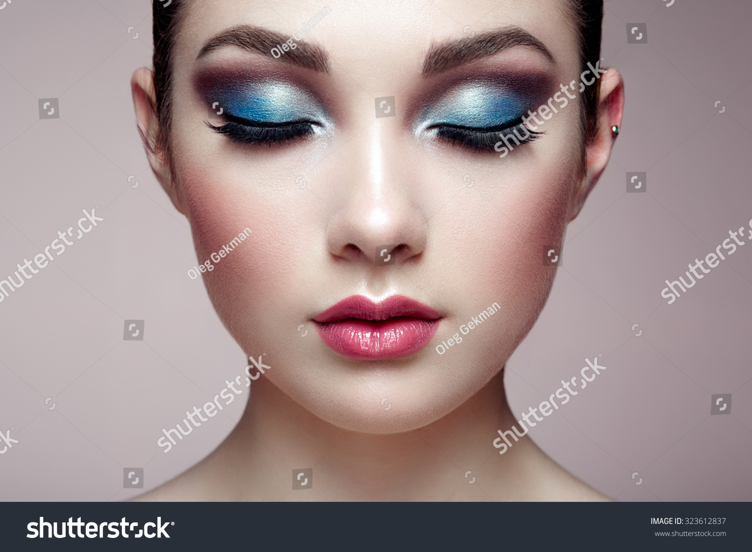 Beautiful Woman Face Perfect Makeup Beauty Fashion Eyelashes Lips