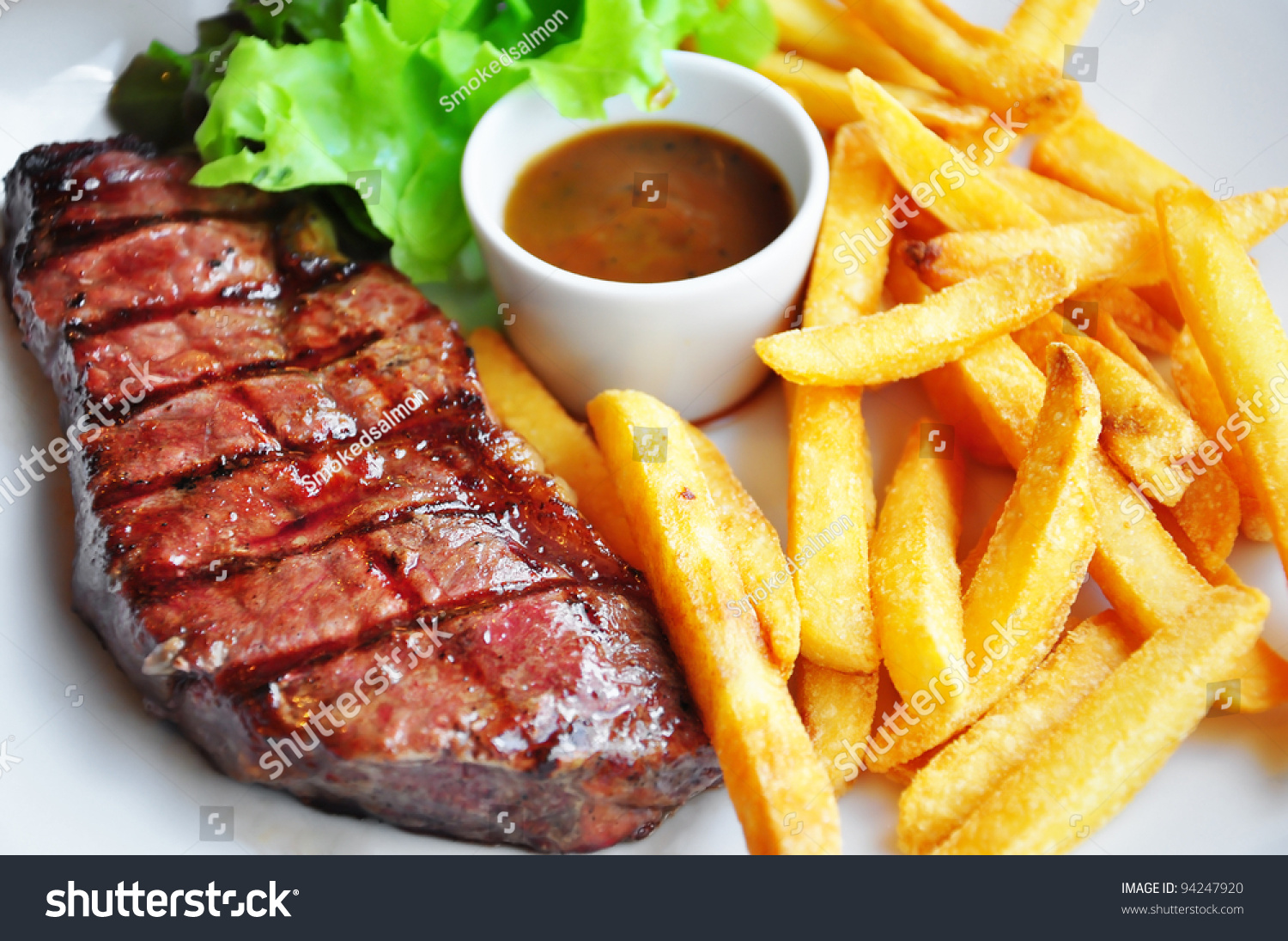stock-photo-beef-steak-and-chips-9424792