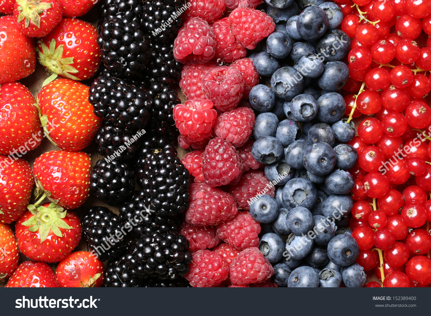 stock-photo-berry-fruits-like-strawberri