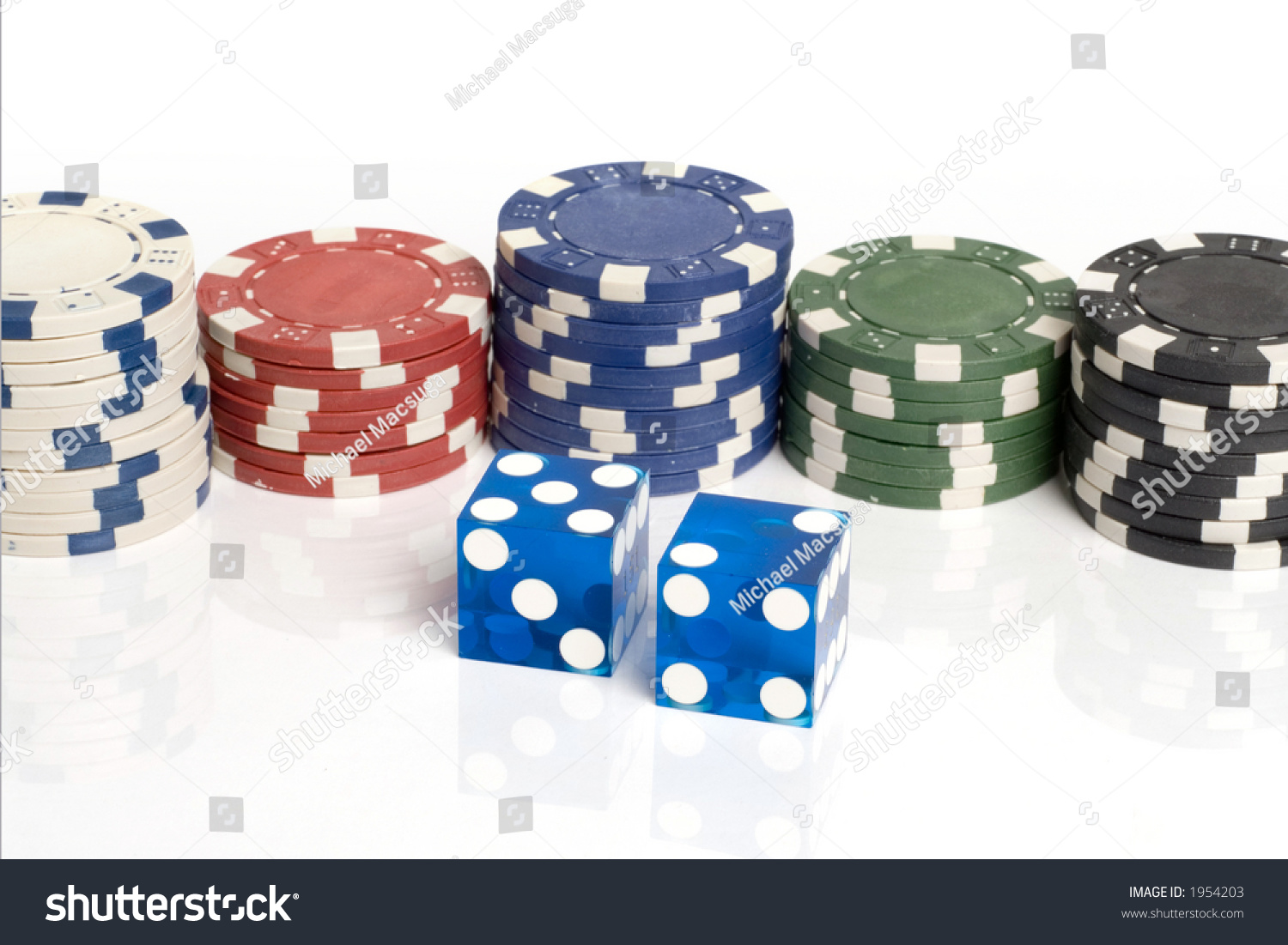 Lucky dice casino