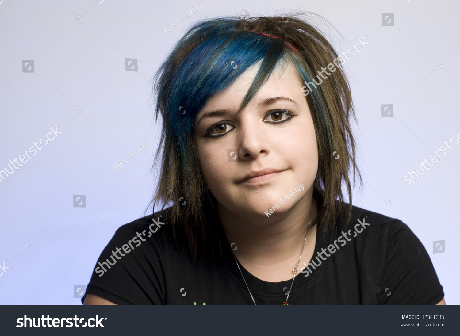 Amateur Blue Hair Teen Blowjob - wide 2