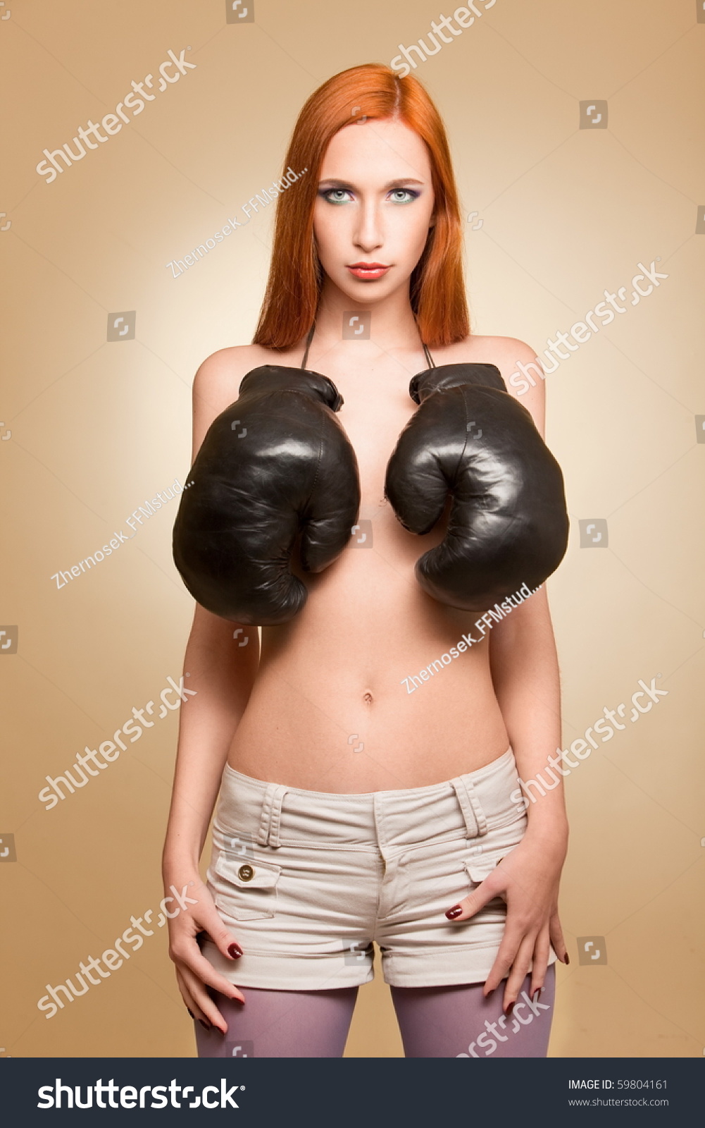 Boxing Nude Women 25
