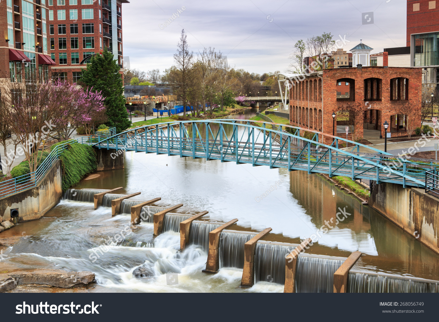 Bridge Over The Reedy River Near Swamp Rabbit Trail In Downtown ...