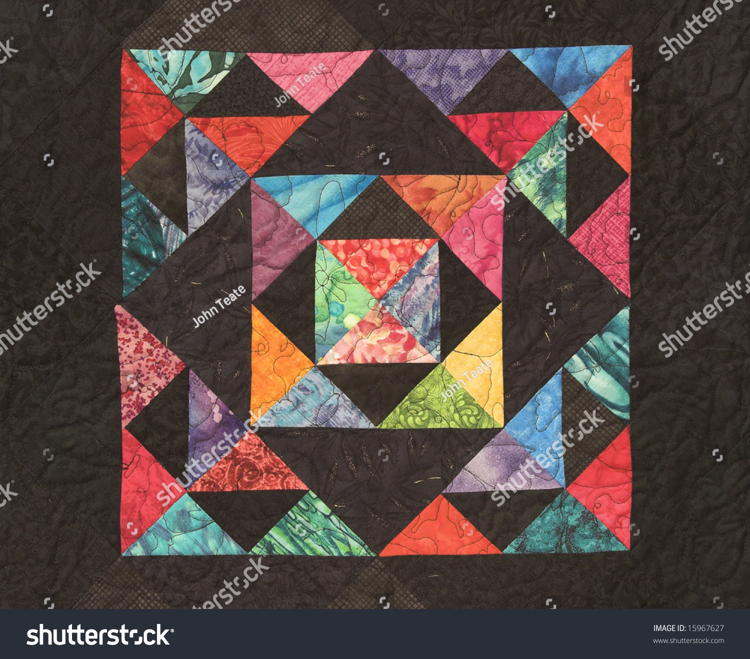 love-the-black-background-quilts-applique-quilts-miniature-quilts