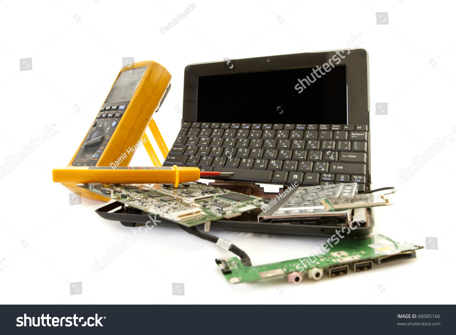 Broken Laptop Repair Service Stock Photo 68985166 ...