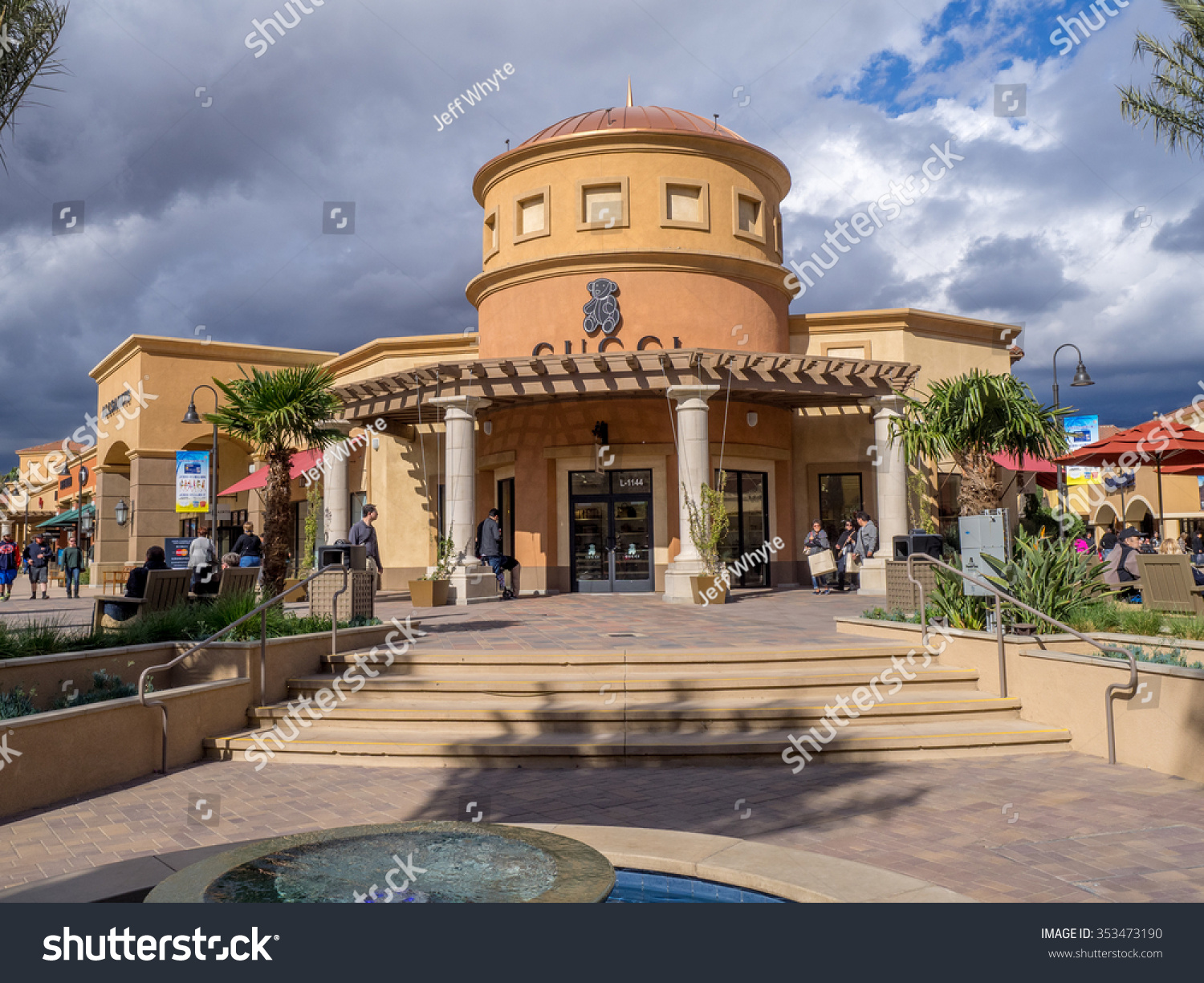 Cabazon Ca Nov 2015 Desert Hills Stock Photo 353473190 - Shutterstock