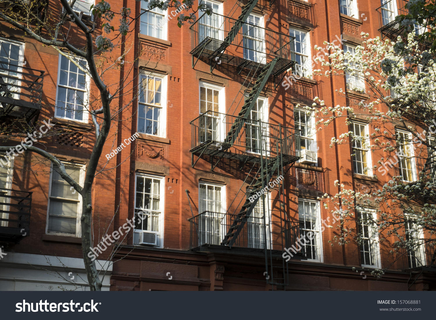 Colorful New York City Apartment classic colorful apartment buildings in new york city Colorful New York City Apartment classic colorful apartment buildings in new york city