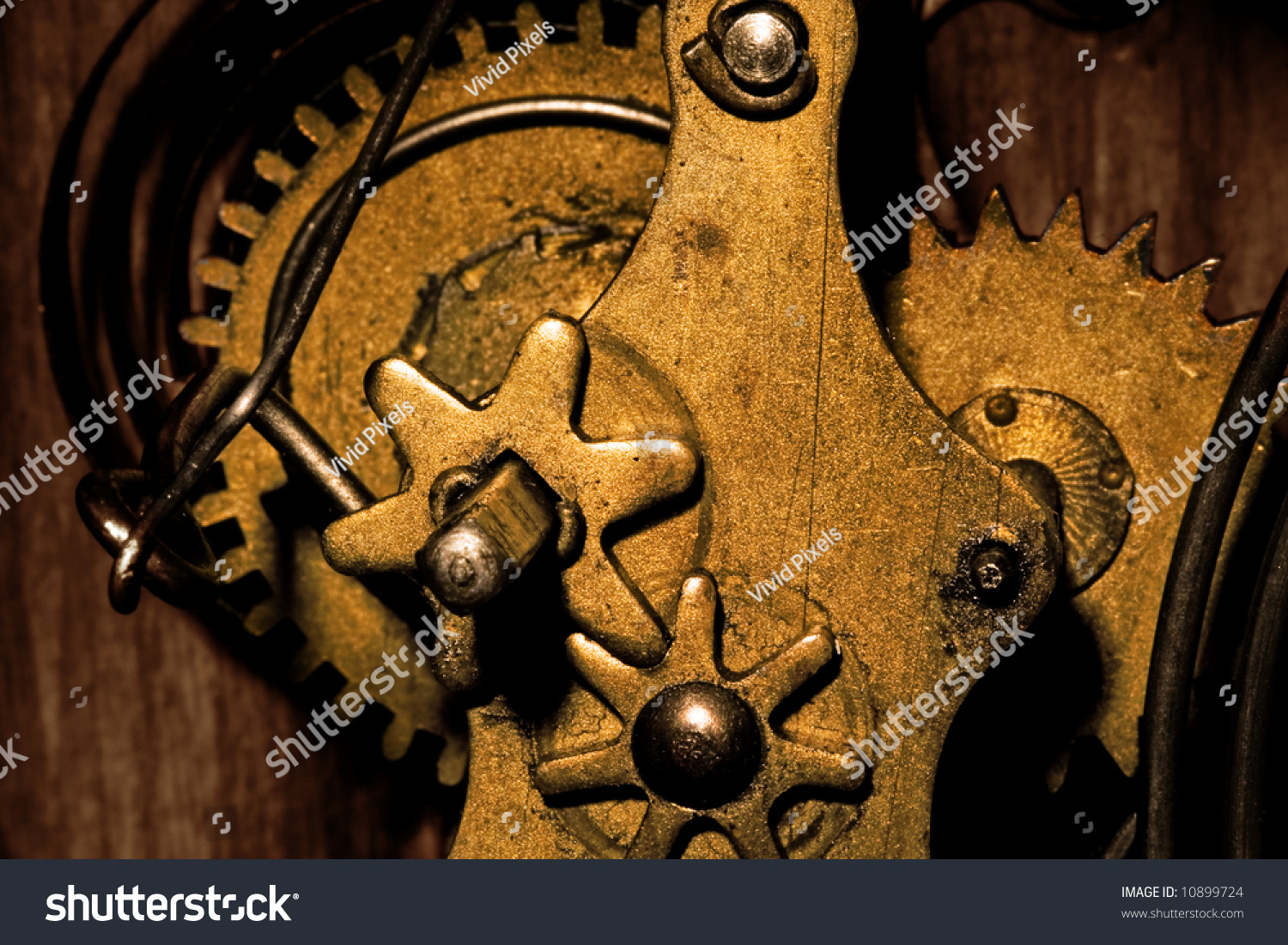 Close-Up Showing The Gears Inside An Old Grandfather Clock ...

