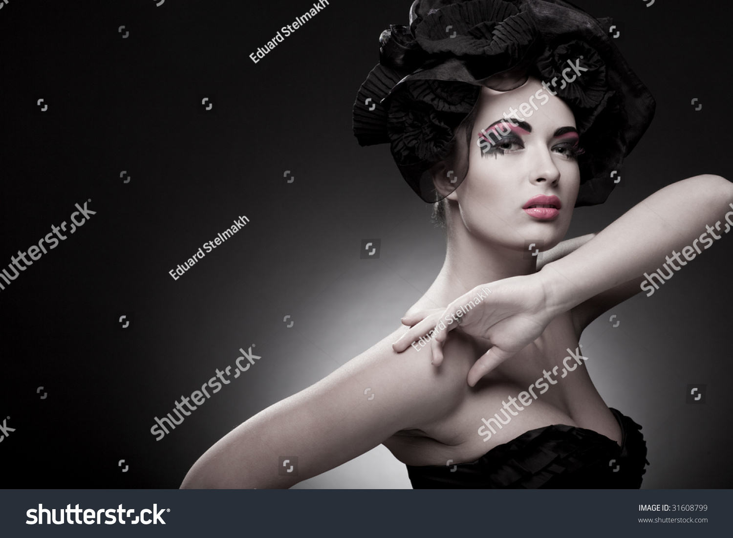 Closeup Portrait Of A Beautiful Young Woman. Fashion Art Photo 