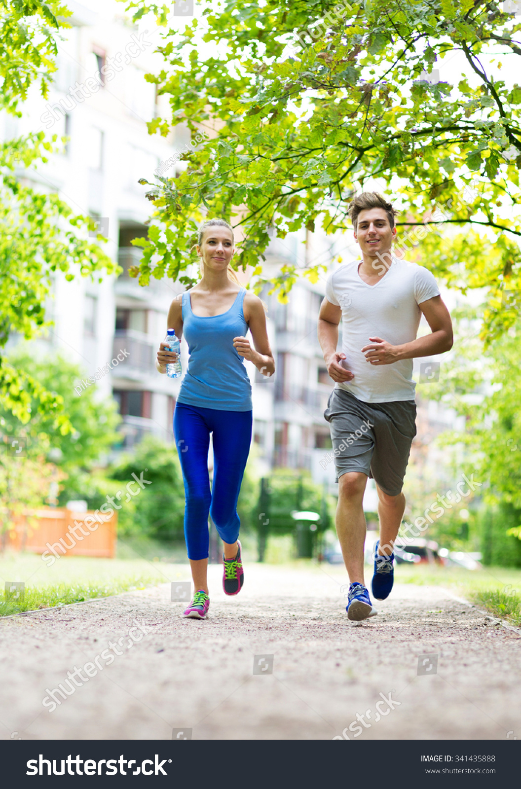 couple joggers