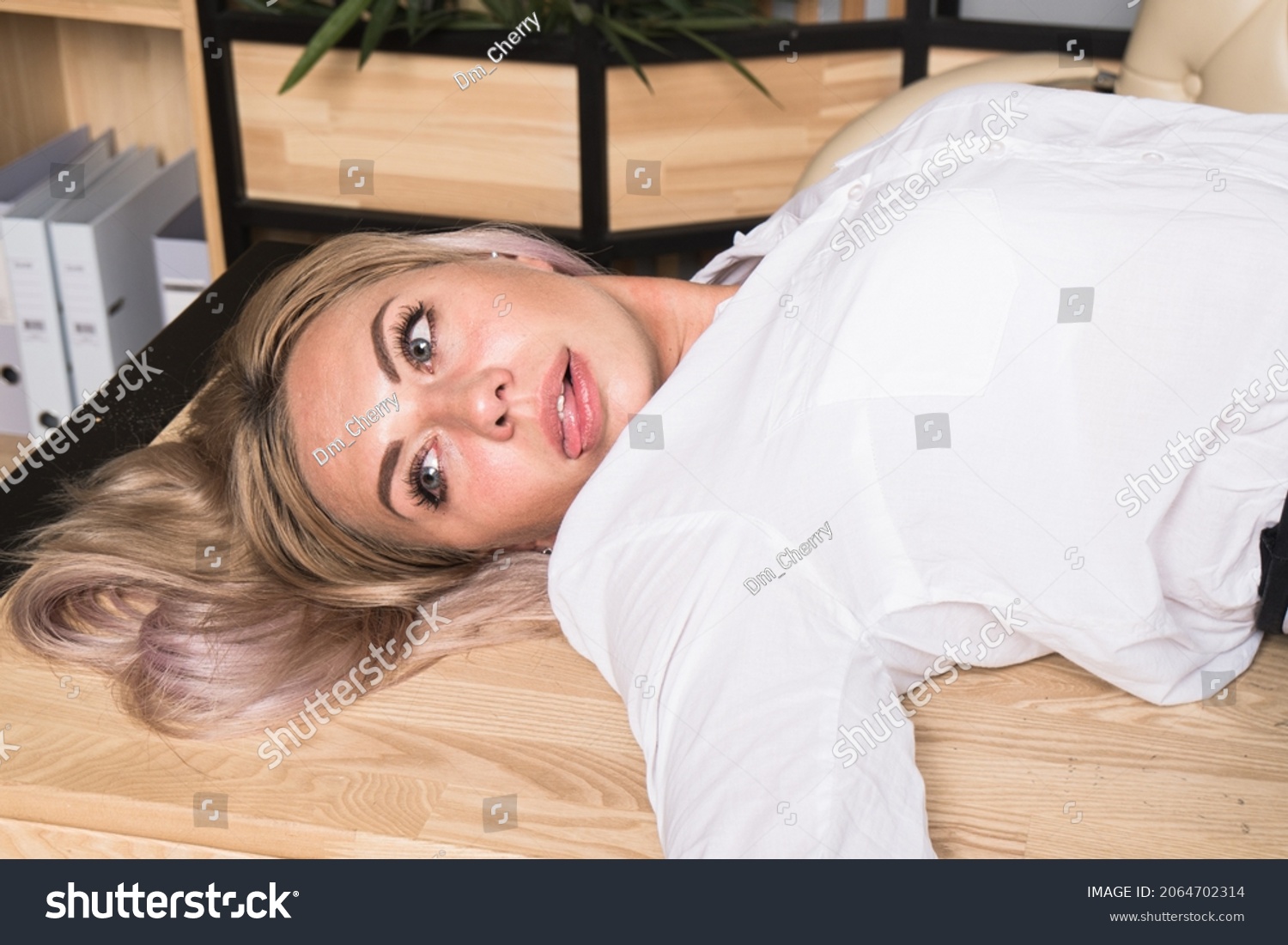 Crime Scene Strangled Pretty Business Woman Foto Stock Shutterstock