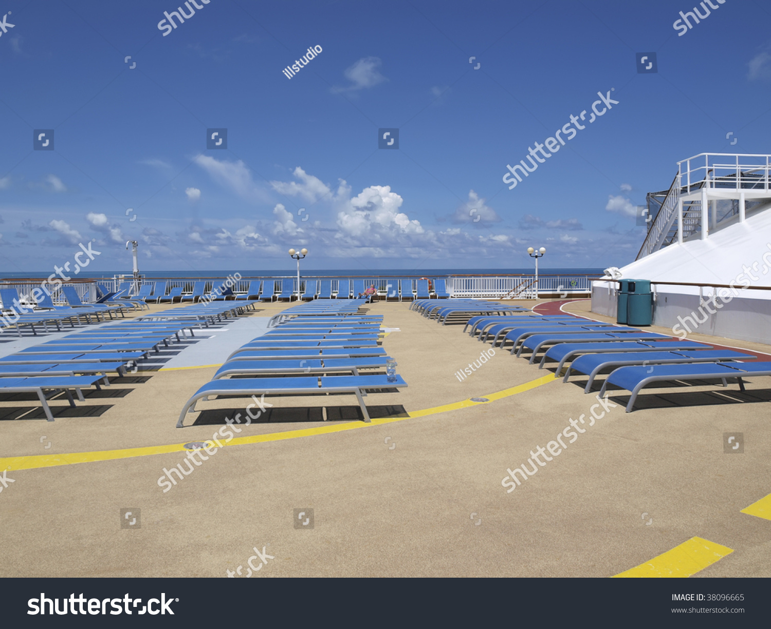 Cruise Ship Tanning Deck Wide Angle Stock Photo 38096665 Shutterstock