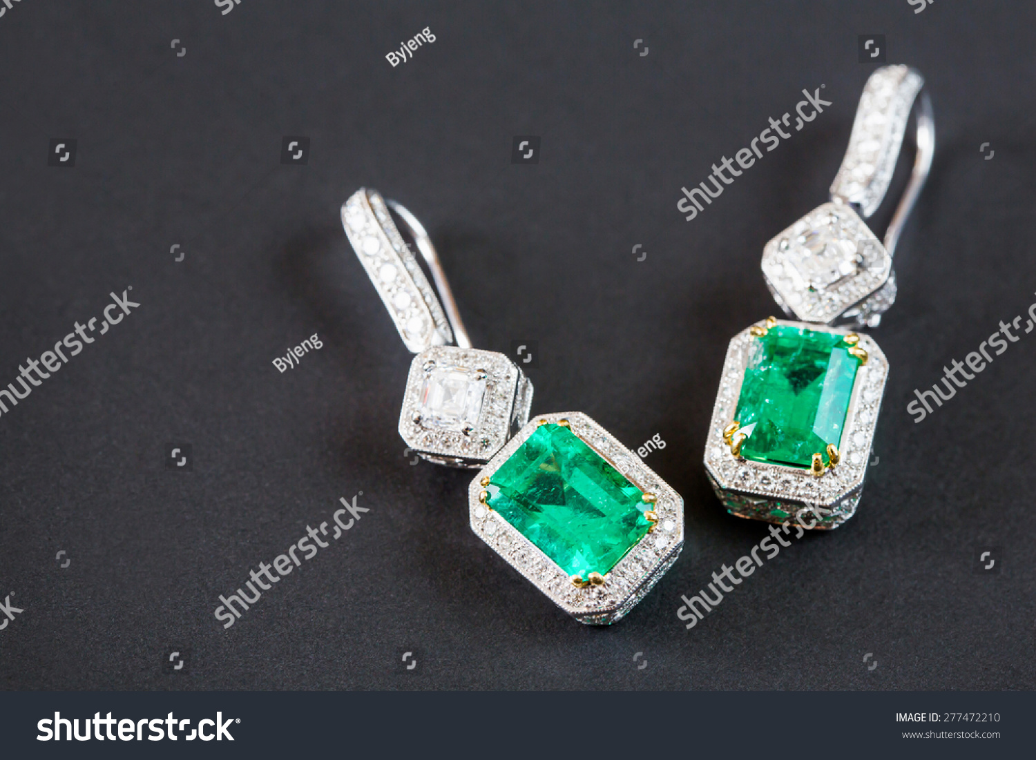 Emerald Diamonds Earring Black Background Stock Photo 277472210