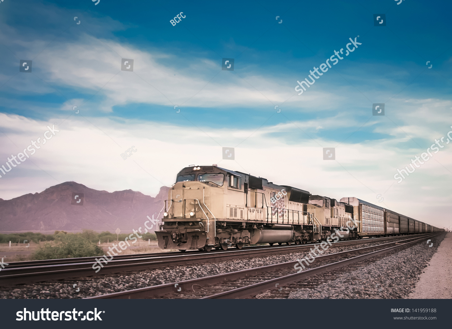 Freight Train Locomotive In Arizona Usa 스톡 사진 141959188 Shutterstock