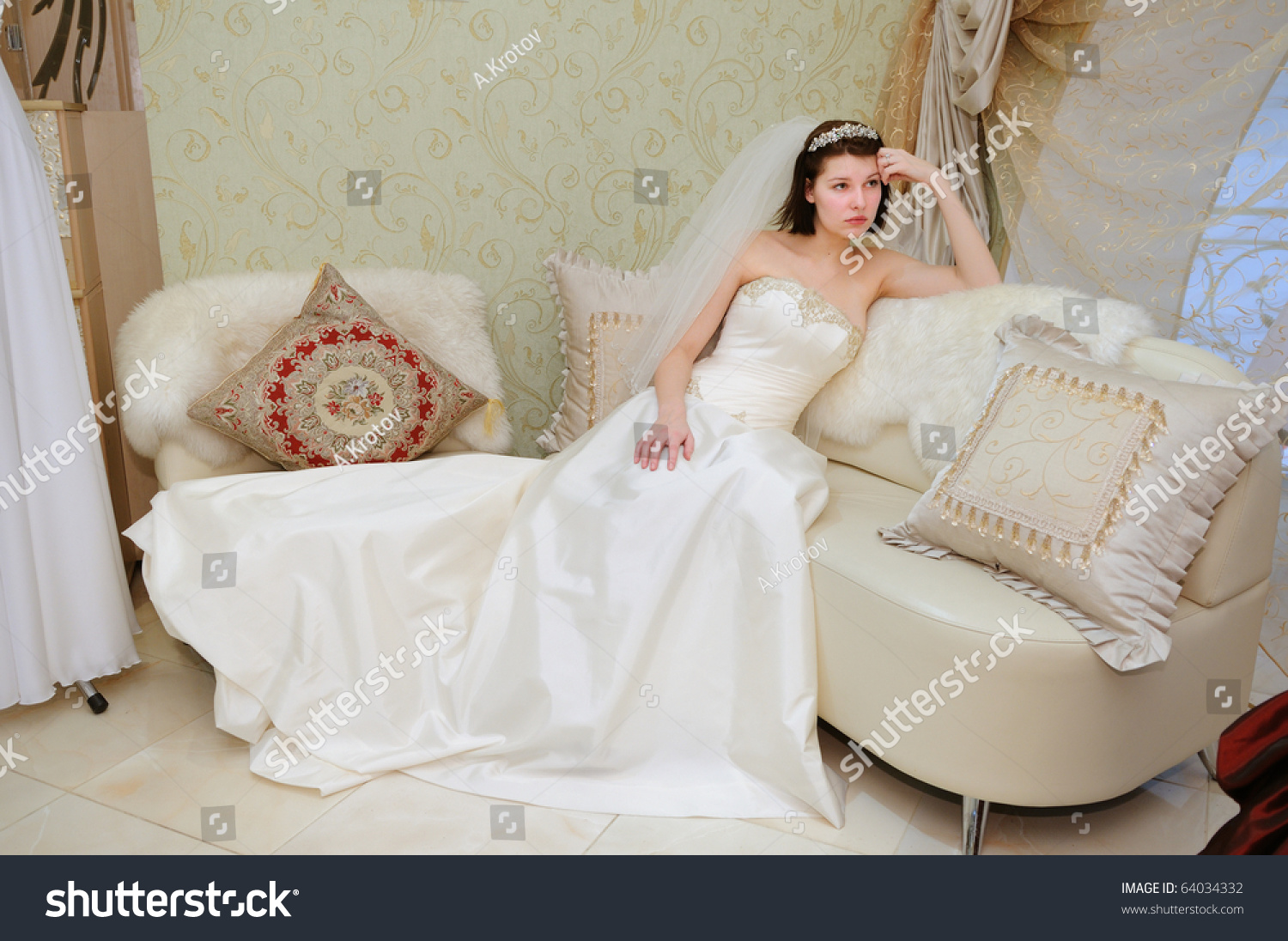 Face Sitting At Wedding 8