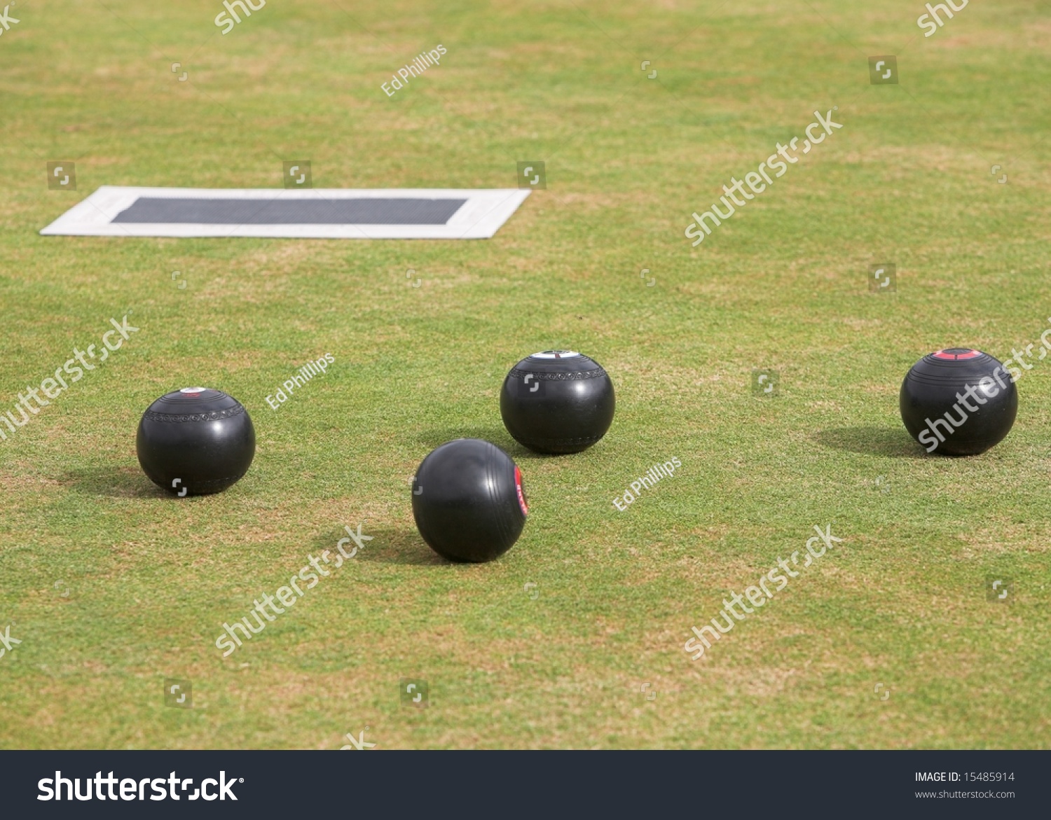 set of bowling woods