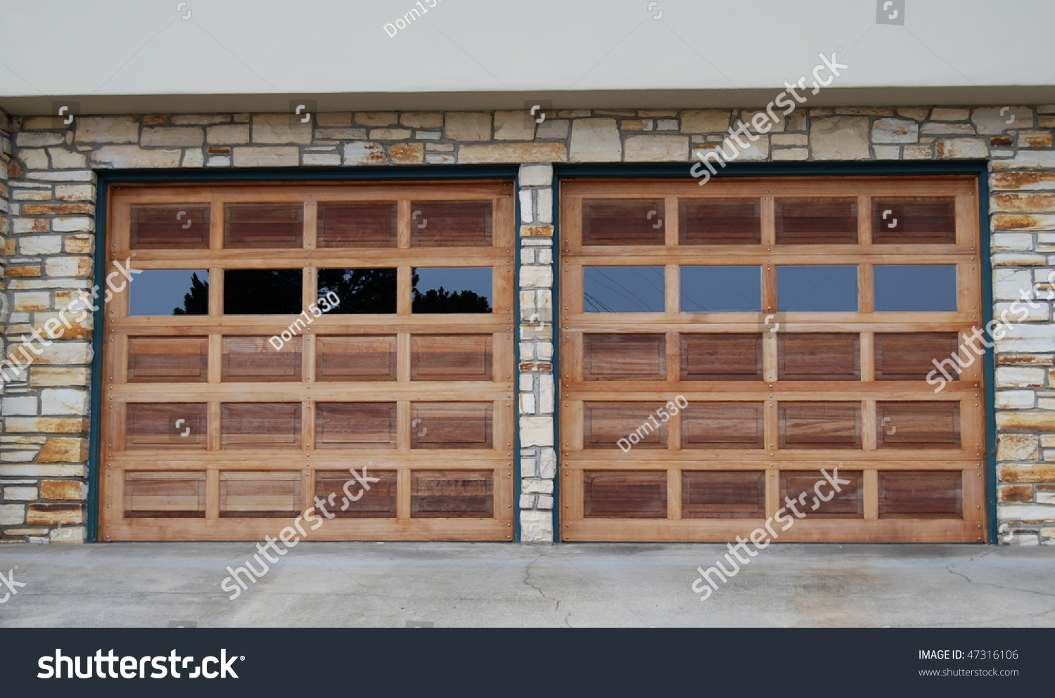 Garage Doors Stock Photo 47316106 - Shutterstock