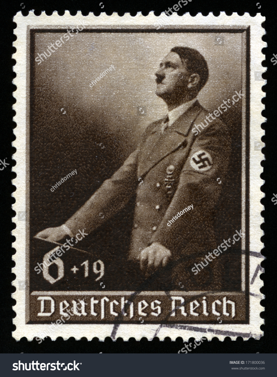 germany-circa-1939-a-vintage-german-reich-postage-stamp-portraying