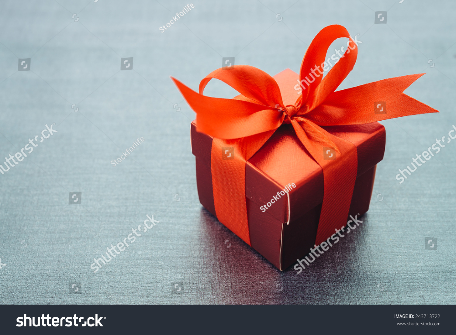 Gift box Vintage effect style pictures Gift box Vintage effect style pictures