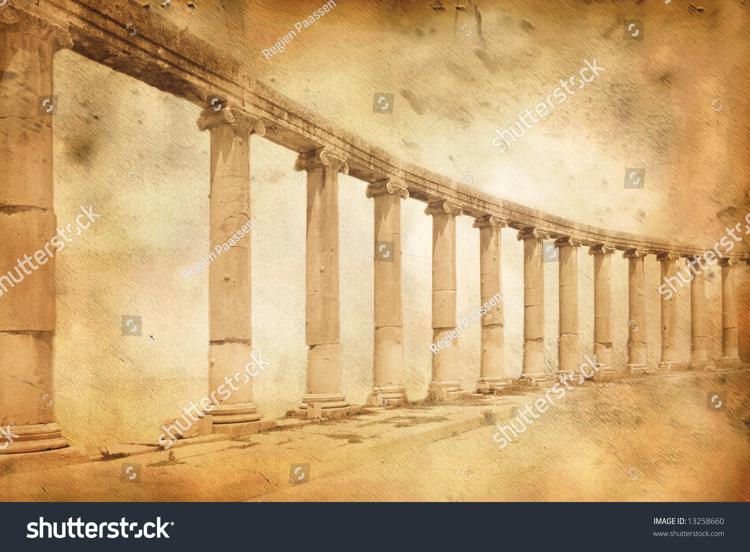 Compare and contrast Greek and Roman architecture