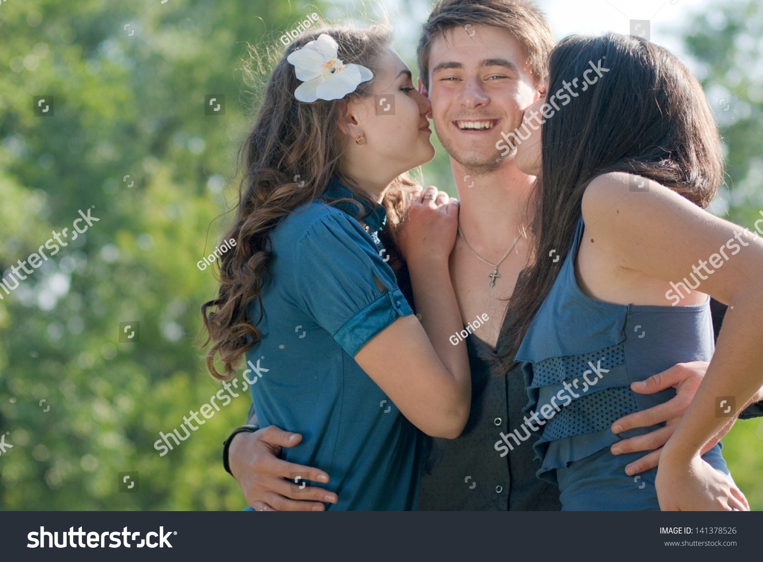 Male Teen Kissing One 72