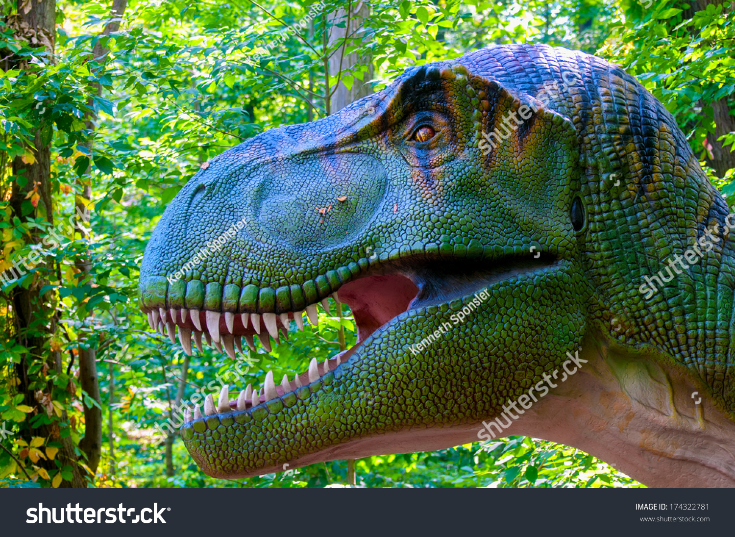 tyrannosaurus rex animatronic