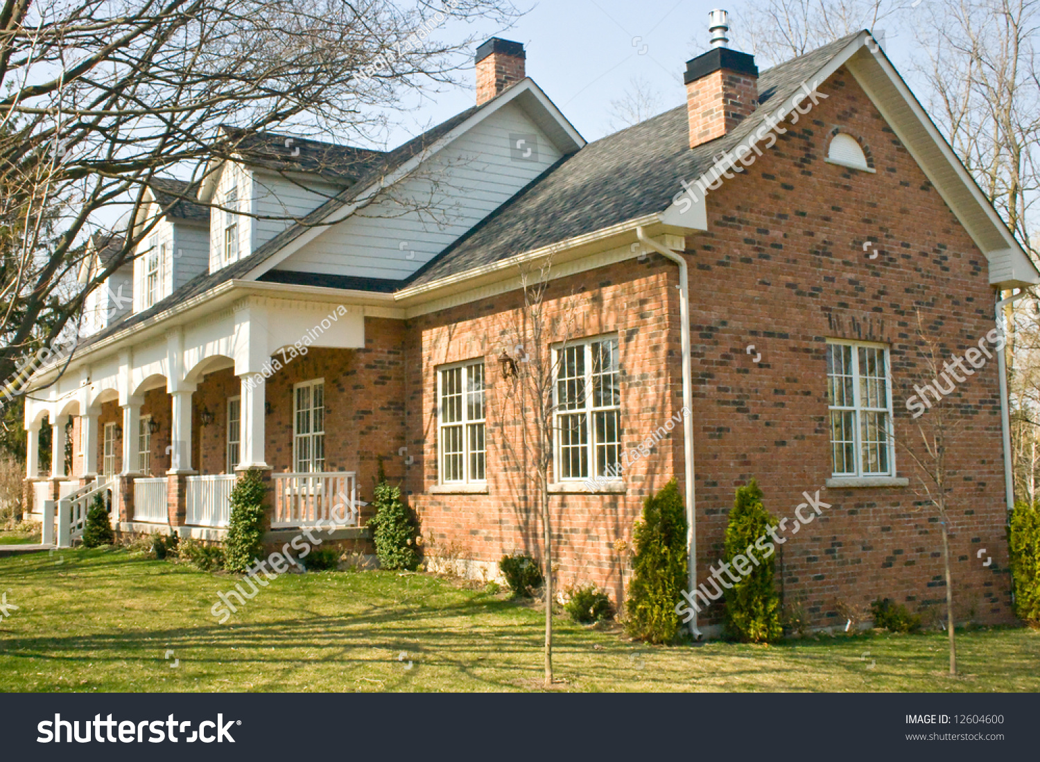 Heritage Brick House In Suburbs Of Toronto Heritage Brick House In Suburbs Of Toronto Stock Photo