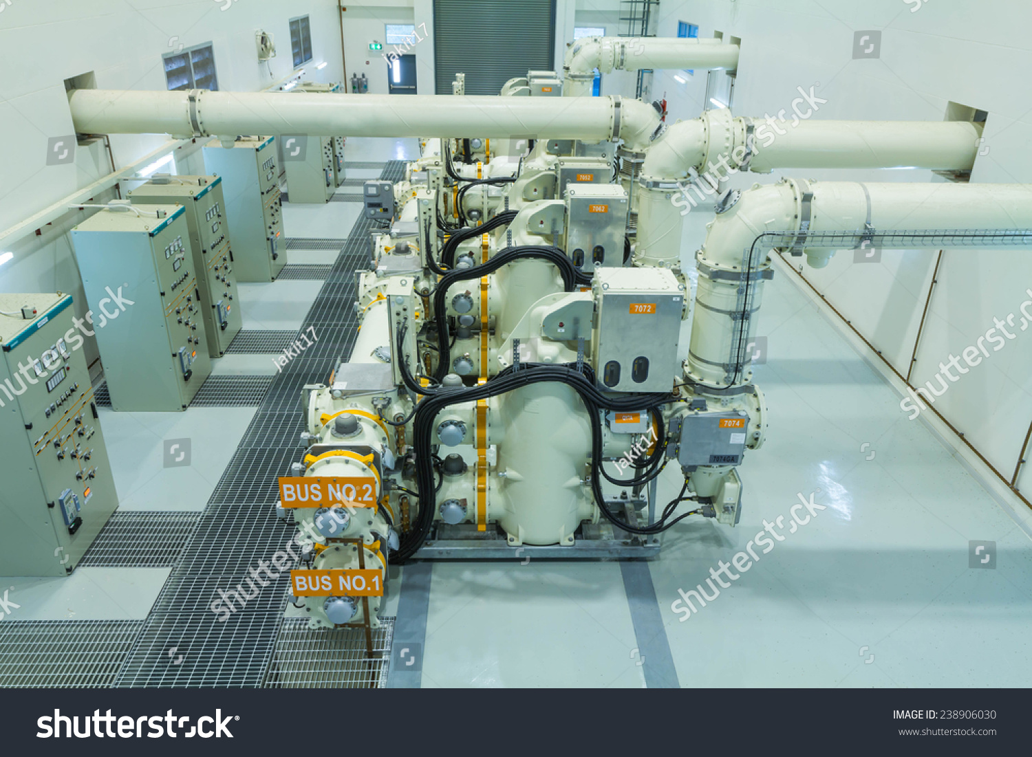 High Voltage Electric Power 500 Kv Gas Insulated Switchgear In Control Building Gis Stock