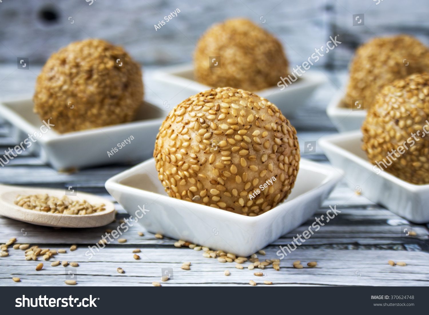 indonesian-food-onde-onde-sesame-seed-balls-stock-photo-370624748