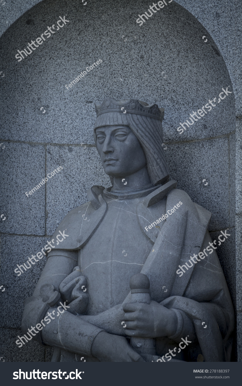 King.Cerro de los Angeles is located in the municipality of Getafe Madrid It is considered the geographic center of the Iberian Peninsula King.Cerro de los Angeles is located in the municipality of Getafe Madrid It is considered the geographic center of the Iberian Peninsula