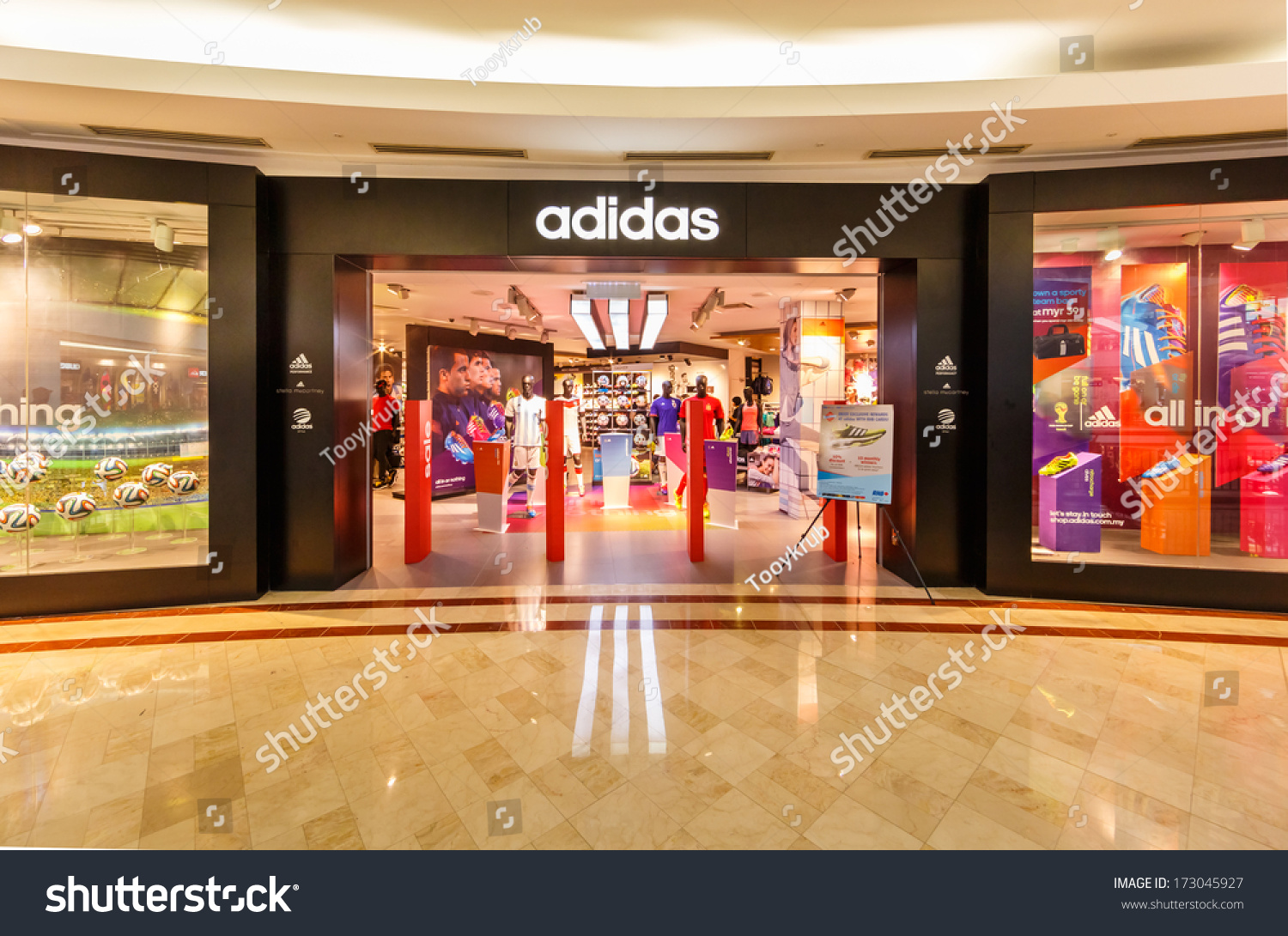 Kuala Lumpur December 23 Adidas Front Stock Photo 173045927 - Shutterstock